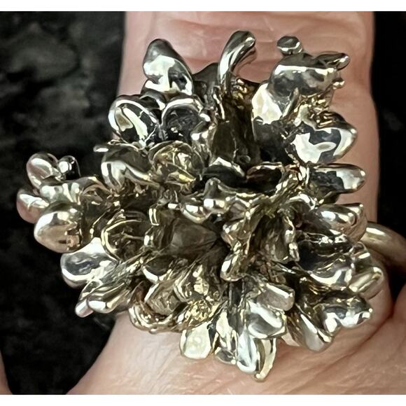 Vintage Silver Tone Floral Ring with Adjustable Band for Sizing - Picture 1 of 4
